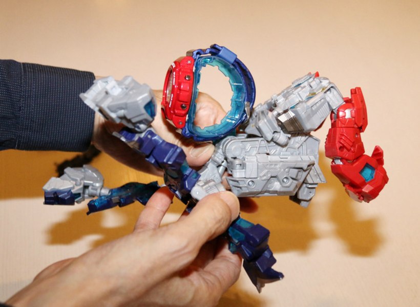 Master Optimus Prime Resonant Mode   Designer Interview With New Images Promises Story Videos  (4 of 8)